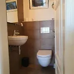 3 Bedroom Mozart Apartament *
