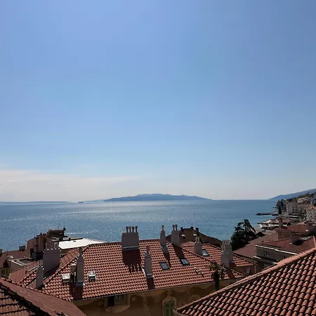 3 Bedroom Mozart Apartament