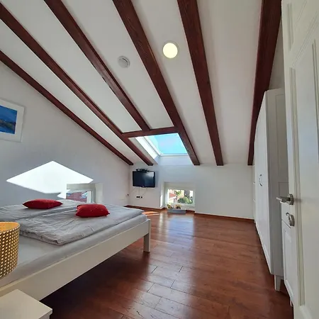 3 Bedroom Mozart أوباتيا