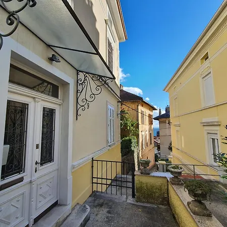 3 Bedroom Mozart شقة *